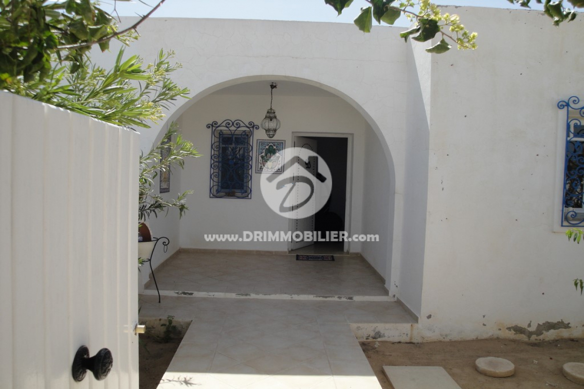 V 065 -   Villa avec piscine Djerba